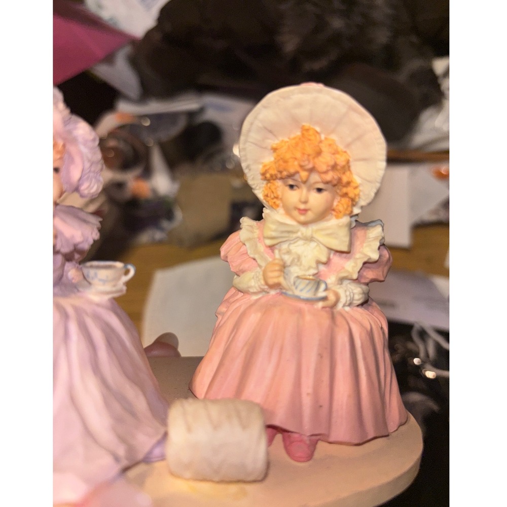 Maud Humphrey Bogart Tea and Gossip Figurine H1301 Limited Edition 1987 Vintage